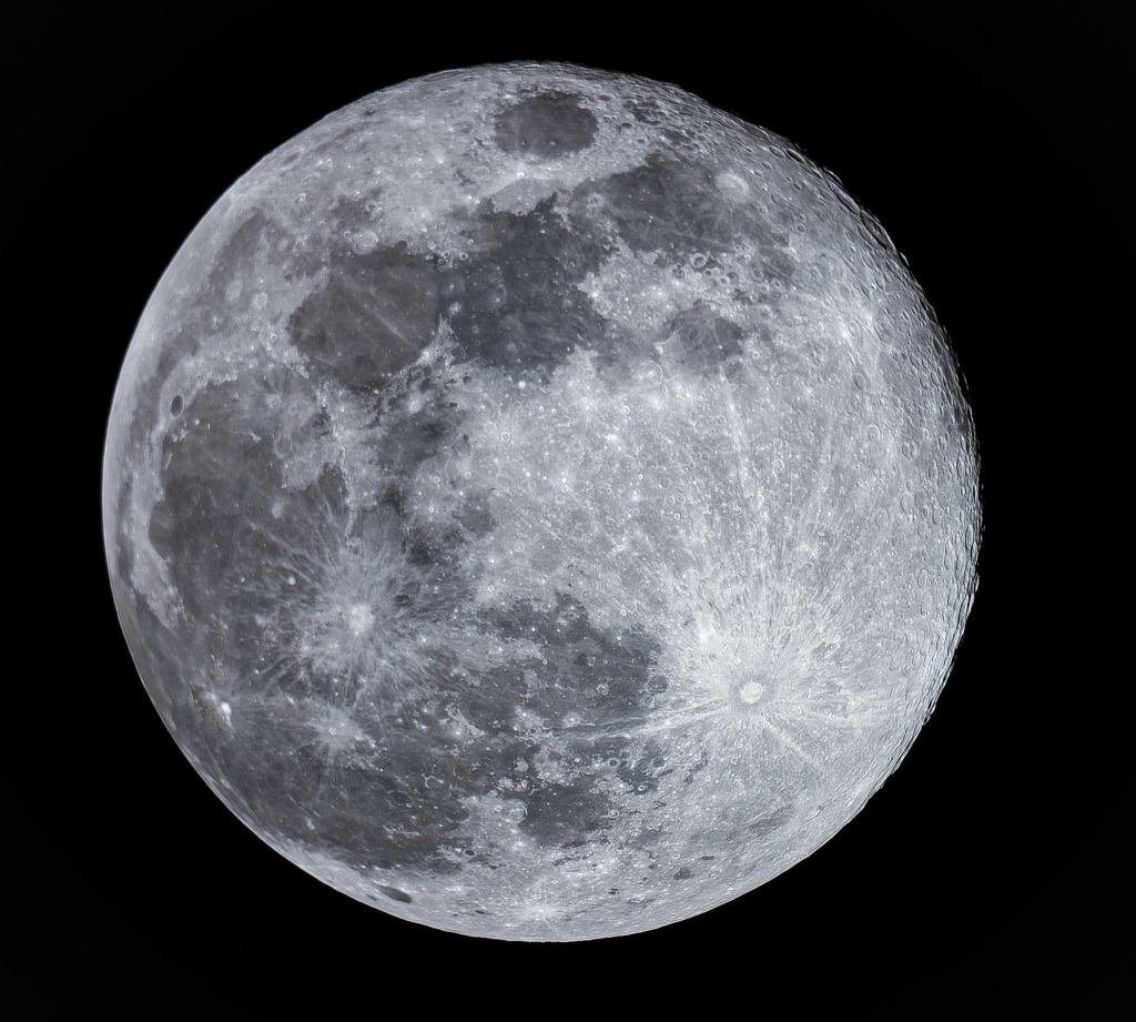 Είναι όμορφο το Φεγγάρι, έτσι δεν&nbsp;είναι?